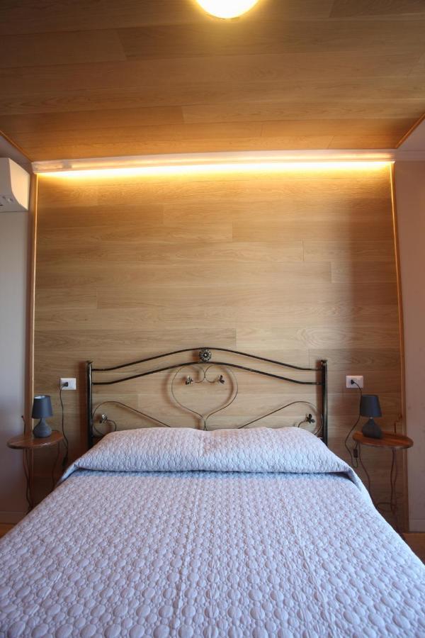 B&B La Fontana Borbone Lauria Inferiore Exterior photo